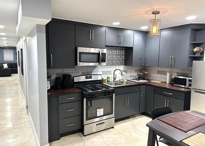 Apartment Experience Elegance At Paramount Chicago