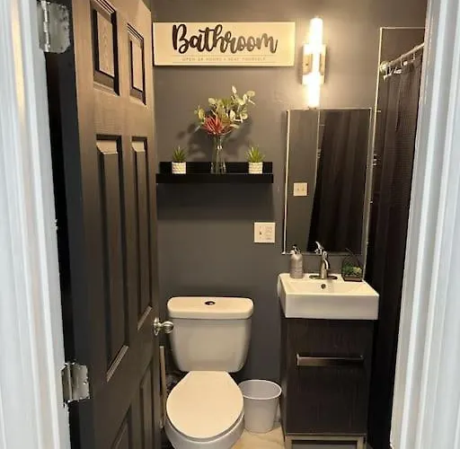 Experience Elegance At Paramount