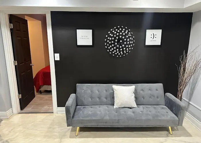 Experience Elegance At Paramount Apartment Chicago